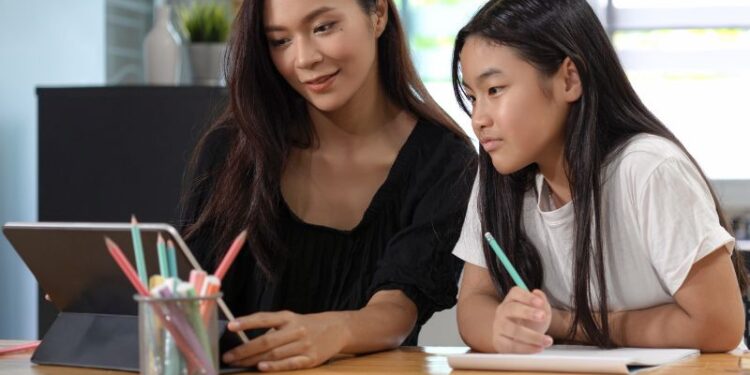 Nhu cầu tìm việc làm gia sư ở TPHCM ngày càng tăng cao